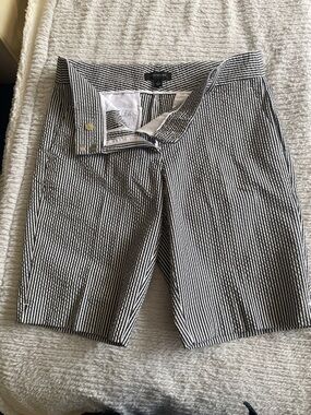 Ann Taylor Striped Black & White Seersucker Shorts